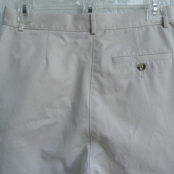 2 for $15 LL Bean Original Fit Straight Leg Beige Pants Women's Size 8P Petite - Picture 8 of 8